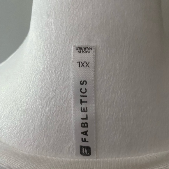 Fabletics Shirt Womens XXL White Tulip Crop Soft Lux Tencel Yoga Athleisure - Picture 7 of 7